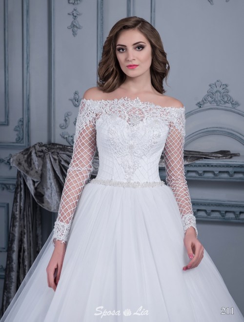 https://www.sposa-lia.com/images/stories/virtuemart/product/211       (2).jpg